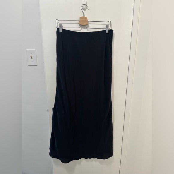 Medium Black Long Abercrombie & Fitch Skirt - Picture 3 of 3